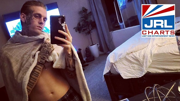 Pop Singer Aaron Carter' Shows Off His Massive Tool As His Hardcore Solo Performance Goes Viral